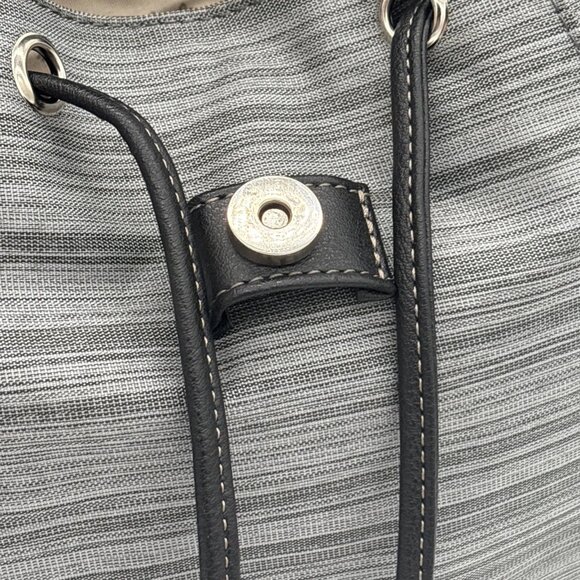 Roots 73 Ladies Gray Mini Backpack Bag Style R4820N Black Shoulder Straps - Picture 9 of 16